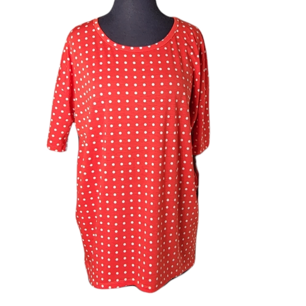 LuLaRoe Irma red white polka dot high low scoop neck tunic top size  small